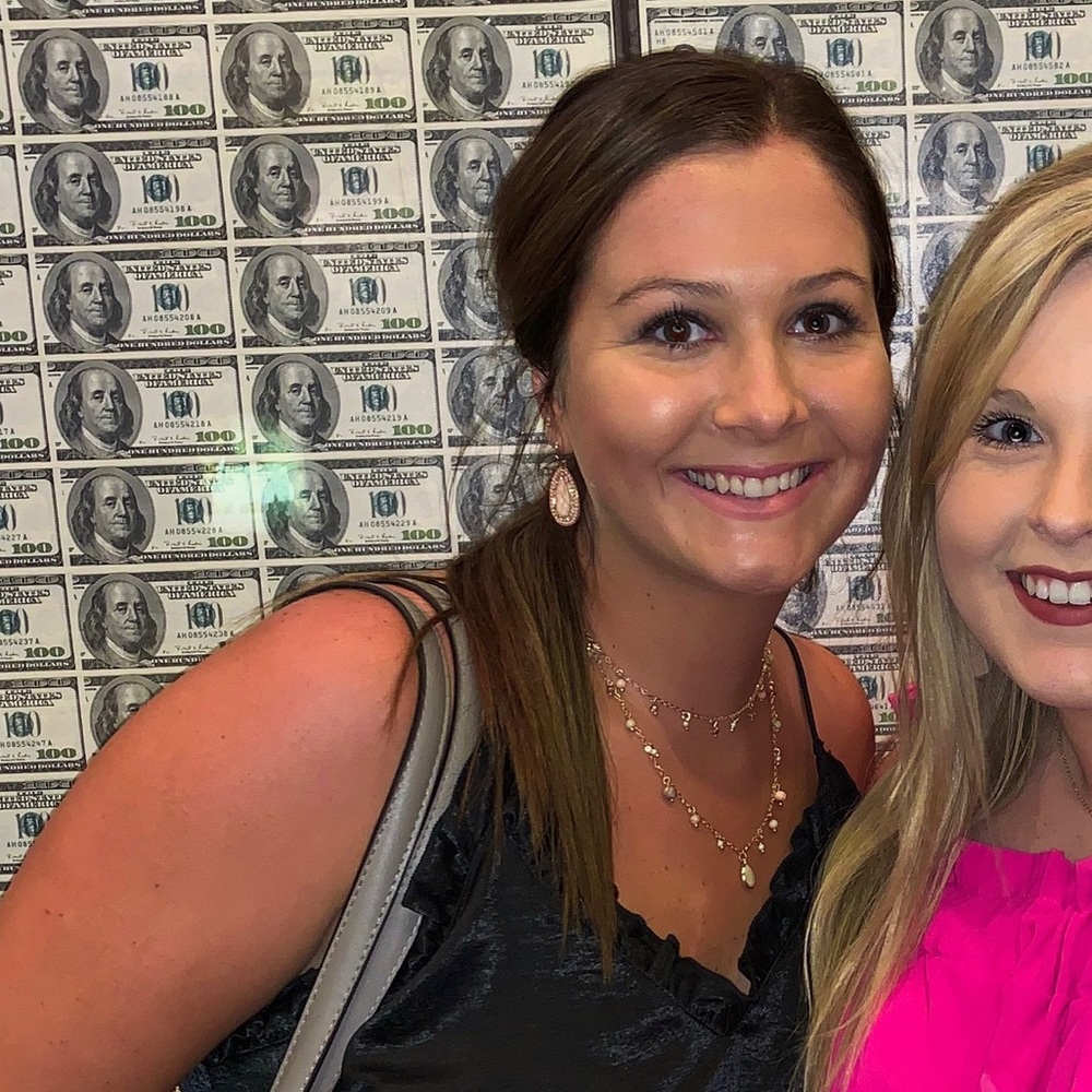 Meet your Posher, Brooke